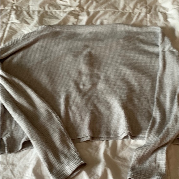 Cozy Ribbed Lounge Set in Gray - Picture 5 of 10